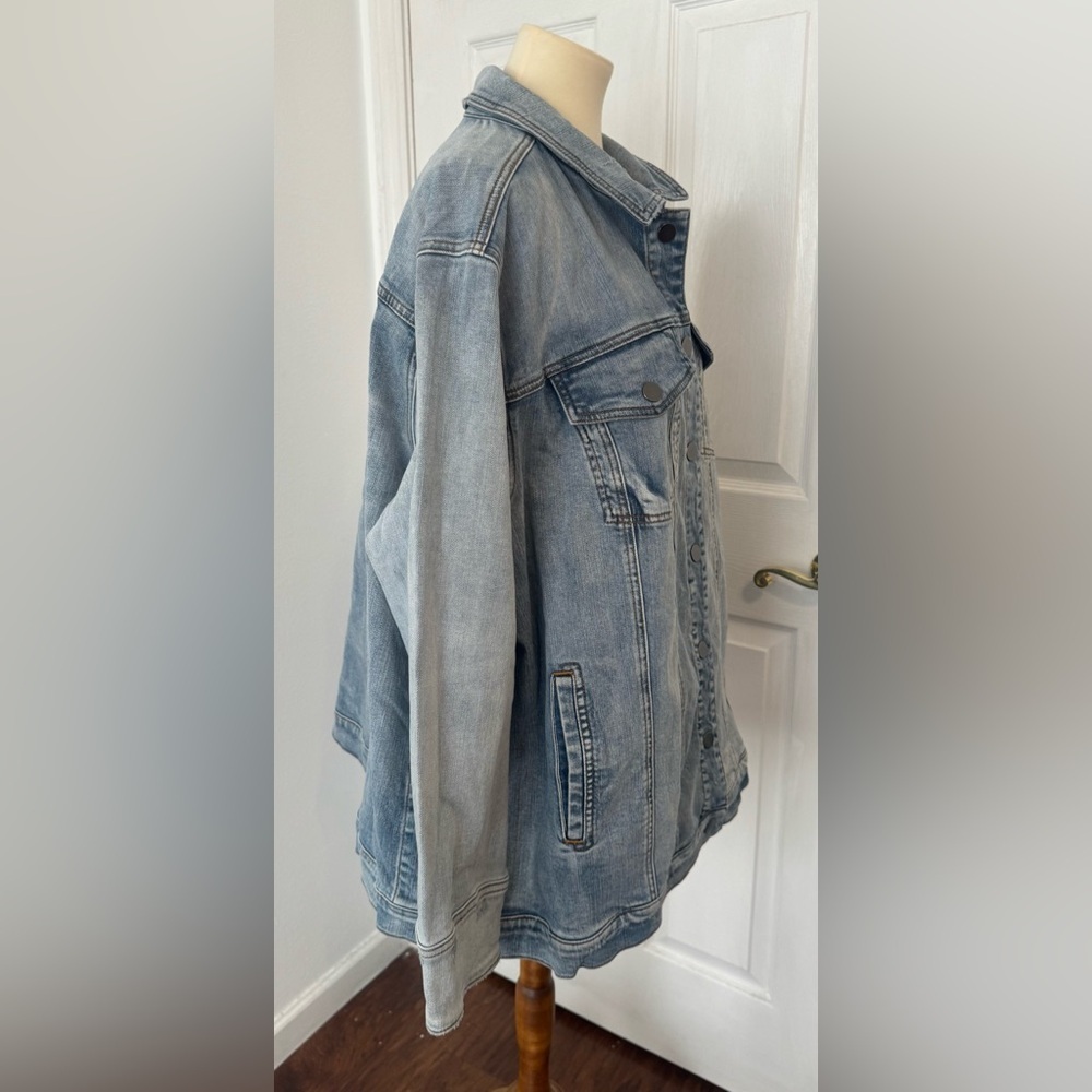 Universal Standard Women's Denim Chore Jacket Longline Oversized NWT Large - Picture 5 of 12